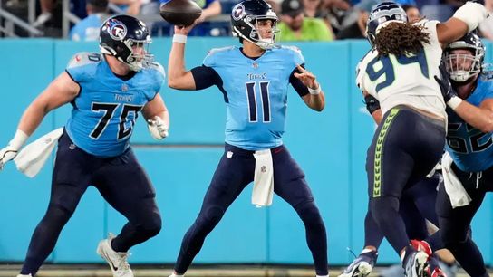 Steelers' quarterback Mason Rudolph throwing during a Titan's game Steelers' quarterback Mason Rudolph throwing during a Titan's game