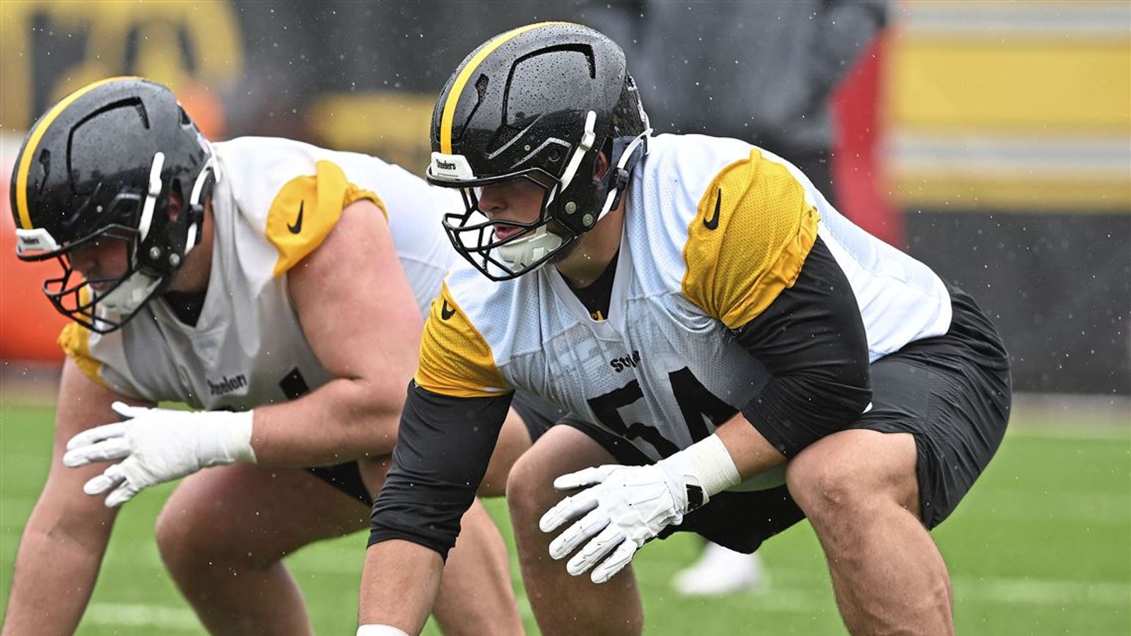 Steelers Center Zach Frazier Continues To Impress Aaron Rodgers: "So Freakin' Smart" (Steelers News). Photo by Sebastian Foltz / Pittsburgh Post-Gazette